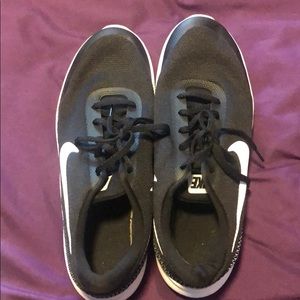Women’s Nike sneakers